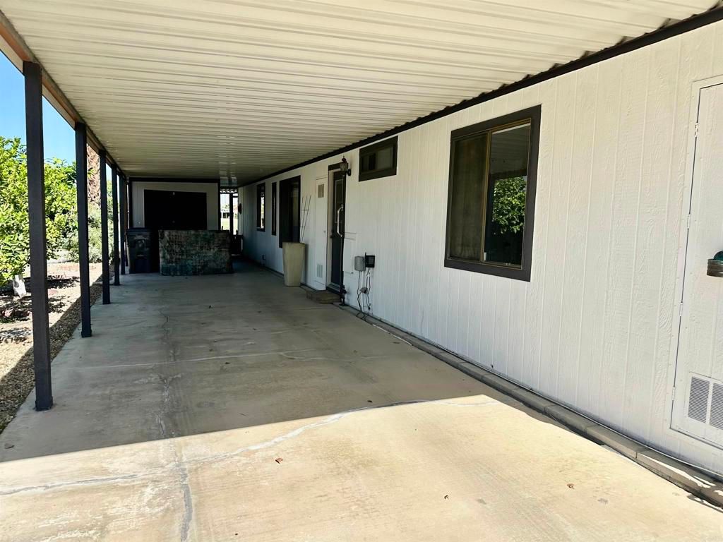 Image 44 of property listing at 73450 Country Club Drive 153, Palm Desert, CA 92260