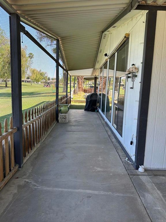 Image 47 of property listing at 73450 Country Club Drive 153, Palm Desert, CA 92260