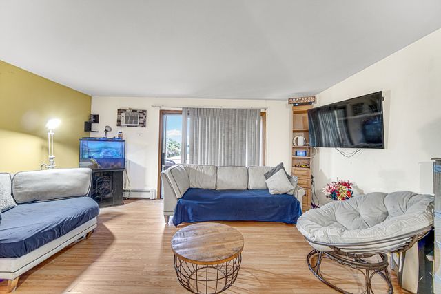 903 Elder Road 7, Homewood, IL 60430