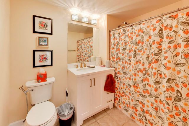5 E 14th Place 1606, Chicago, IL 60605