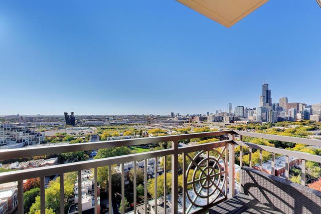5 E 14th Place 1606, Chicago, IL 60605