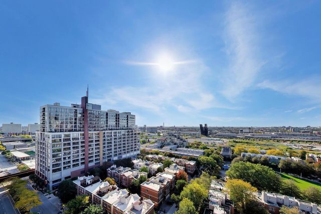 5 E 14th Place 1606, Chicago, IL 60605