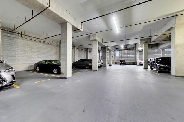 5 E 14th Place 1606, Chicago, IL 60605