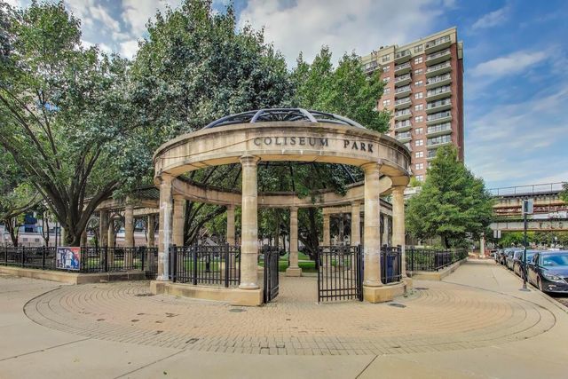 5 E 14th Place 1606, Chicago, IL 60605