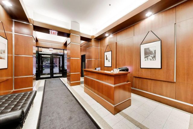 5 E 14th Place 1606, Chicago, IL 60605