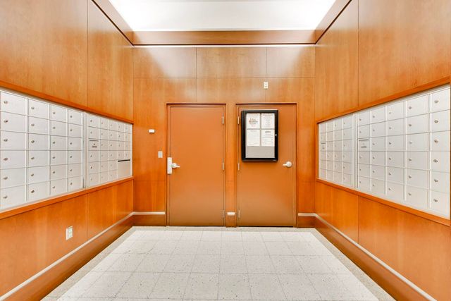 5 E 14th Place 1606, Chicago, IL 60605