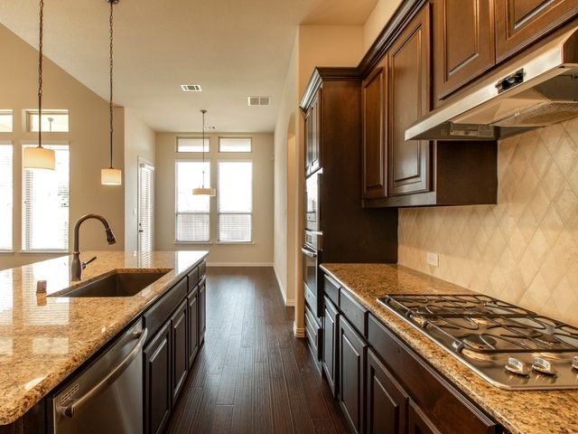 5629 Grove Cove Drive, Mckinney, TX 75071