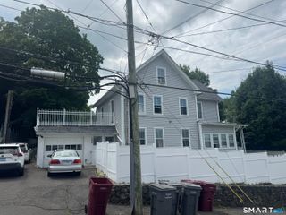 299 High Street 2nd Floor, Naugatuck, CT 06770
