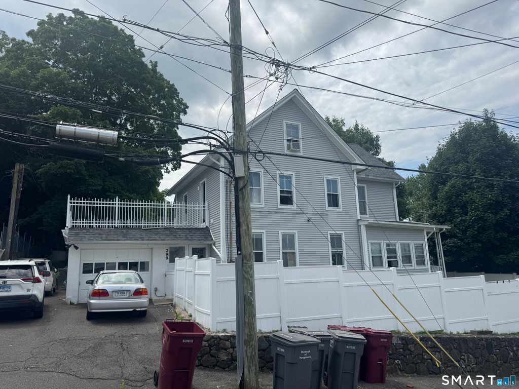 299 High Street 2nd Floor, Naugatuck, CT 06770