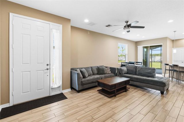2618 WHITE ISLE LANE, Orlando, FL 32825