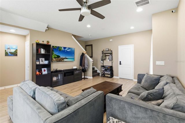 2618 WHITE ISLE LANE, Orlando, FL 32825