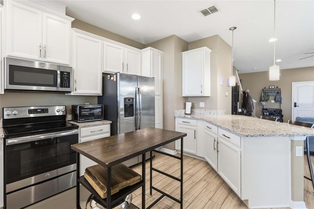 2618 WHITE ISLE LANE, Orlando, FL 32825