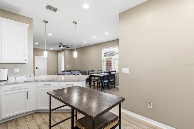 2618 WHITE ISLE LANE, Orlando, FL 32825