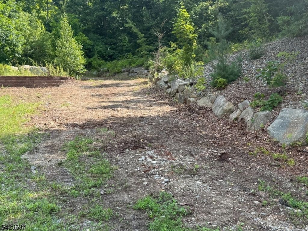 46 Silver Grove Rd, Hardyston Twp., NJ 07460 — exterior