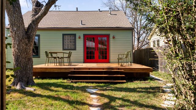 5101 Avenue F, Austin, TX 78751