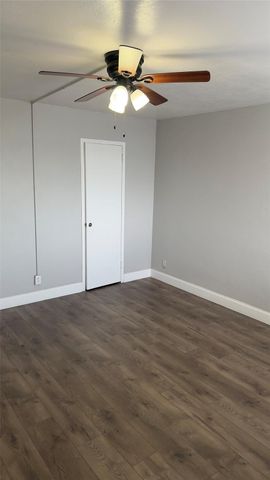 7520 Hornwood Drive 901, Houston, TX 77036