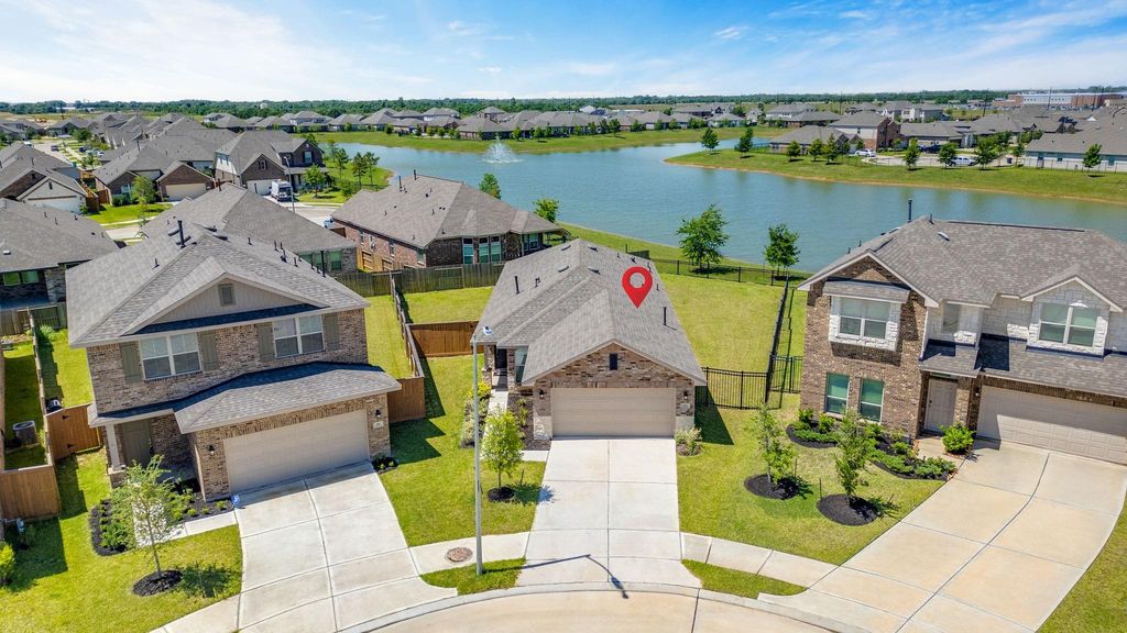 413 Aurora Creek Lane, Katy, TX 77493