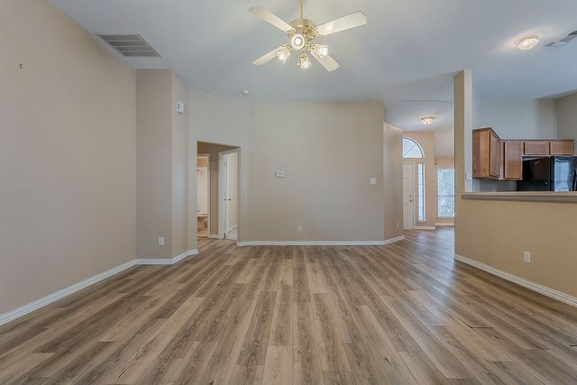 463 Maplegrove Road, Cedar Hill, TX 75104