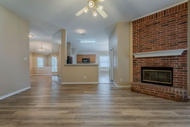 463 Maplegrove Road, Cedar Hill, TX 75104