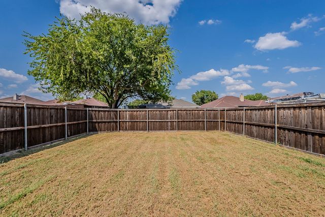 463 Maplegrove Road, Cedar Hill, TX 75104