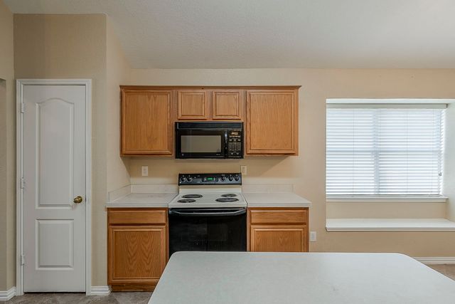 463 Maplegrove Road, Cedar Hill, TX 75104
