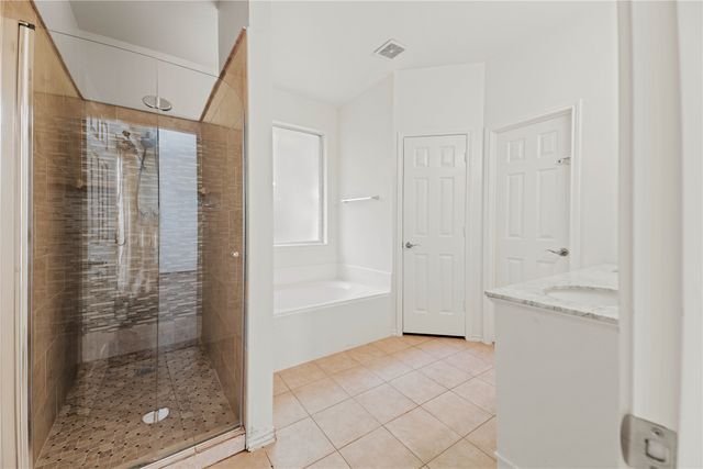 712 Twin Valley Drive, Murphy, TX 75094