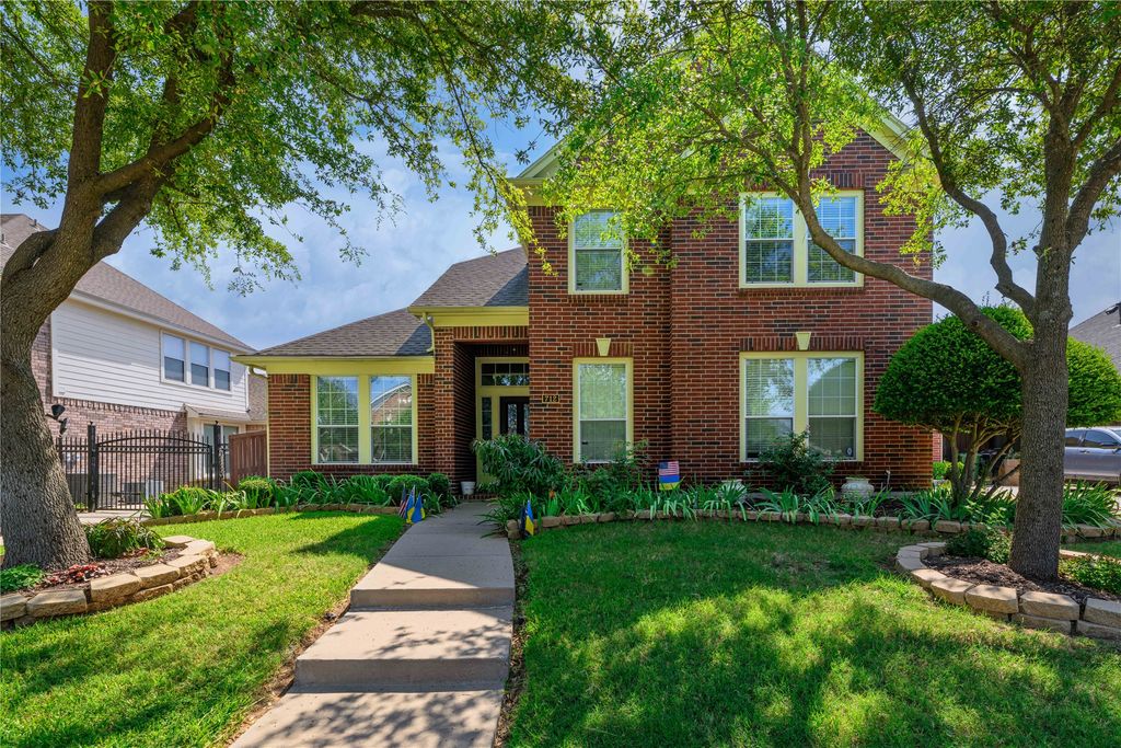 712 Twin Valley Drive, Murphy, TX 75094