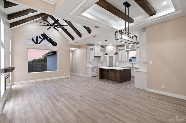 8110 N 48th Lane, Mcallen, TX 78504