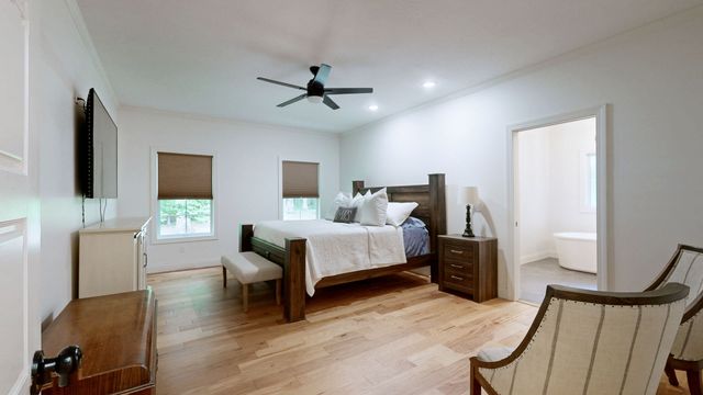 183 Country Wood Dr, Paris, TN 38242
