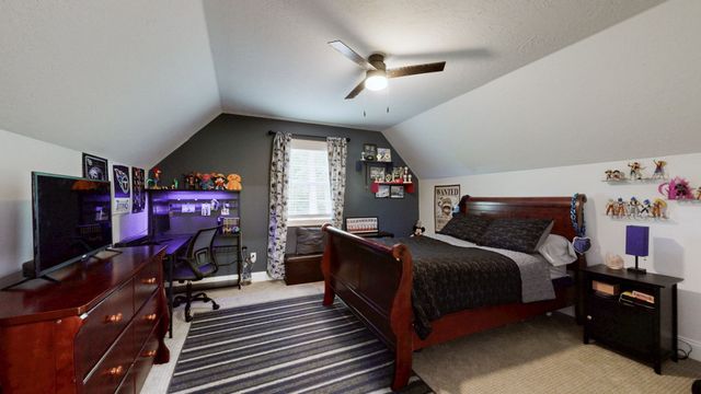 183 Country Wood Dr, Paris, TN 38242