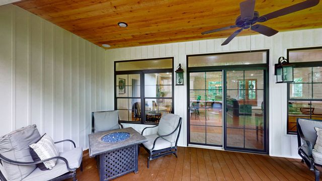 183 Country Wood Dr, Paris, TN 38242