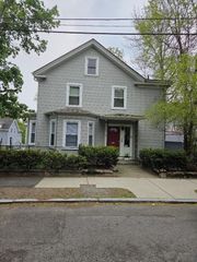 18-26 Bowen Street 1, Newton, MA 02459