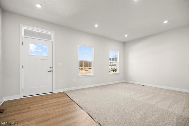 2032 Viewpointe Court, Columbia Station, OH 44028