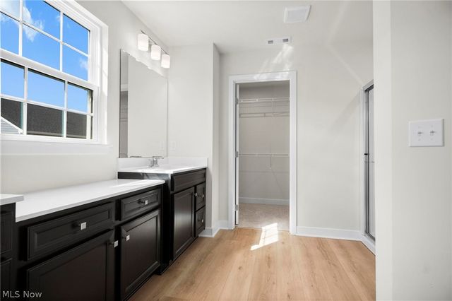 2032 Viewpointe Court, Columbia Station, OH 44028