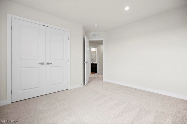 2032 Viewpointe Court, Columbia Station, OH 44028