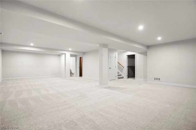 2032 Viewpointe Court, Columbia Station, OH 44028