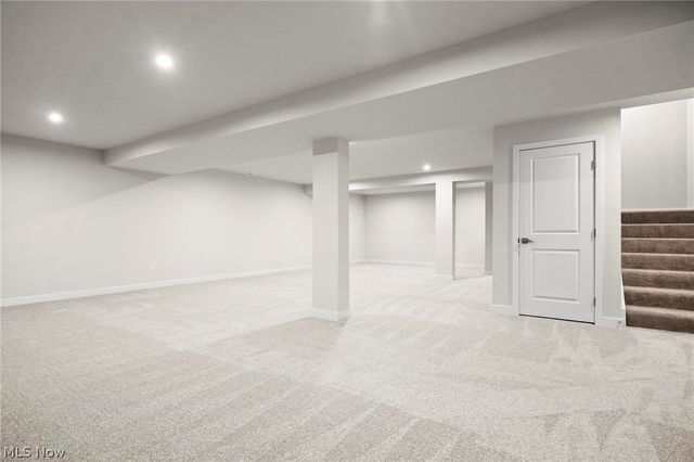 2032 Viewpointe Court, Columbia Station, OH 44028