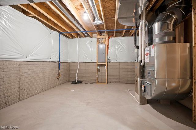 2032 Viewpointe Court, Columbia Station, OH 44028