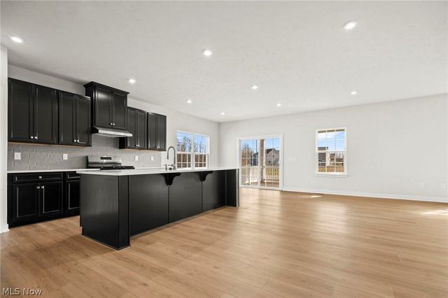 2032 Viewpointe Court, Columbia Station, OH 44028