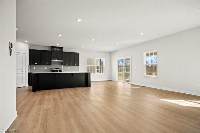 2032 Viewpointe Court, Columbia Station, OH 44028