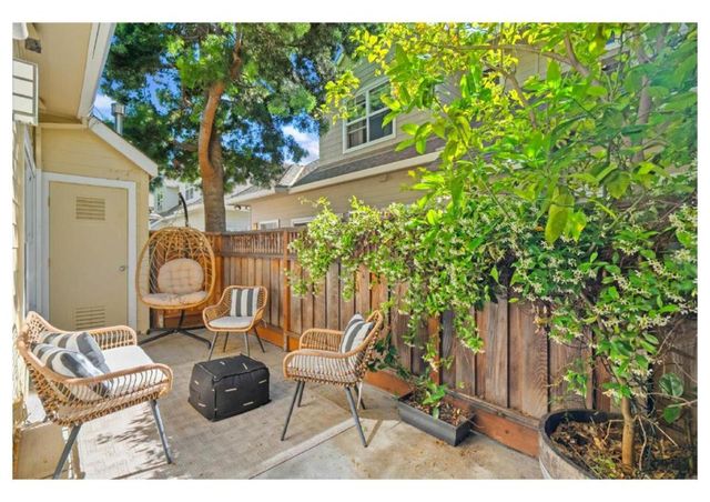 748 Cottage Court, Mountain View, CA 94043