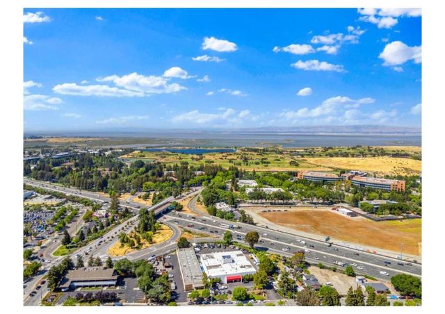 748 Cottage Court, Mountain View, CA 94043