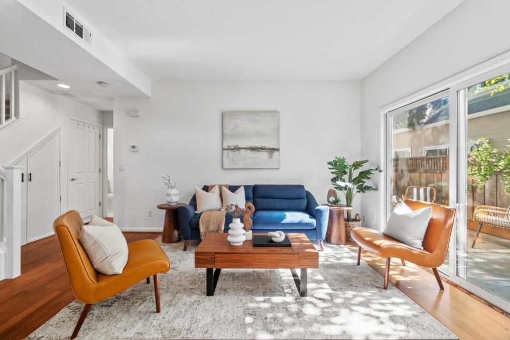 748 Cottage Court, Mountain View, CA 94043