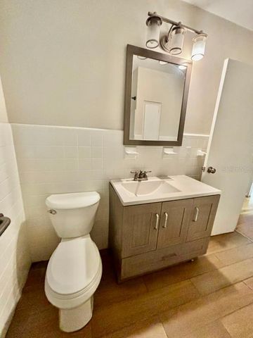 2394 ORANGE CENTER BOULEVARD, Orlando, FL 32805
