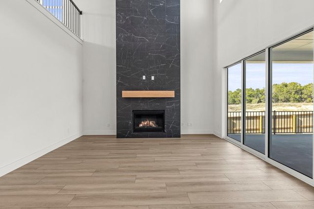 783 Iron Willow LOOP, Dripping Springs, TX 78620