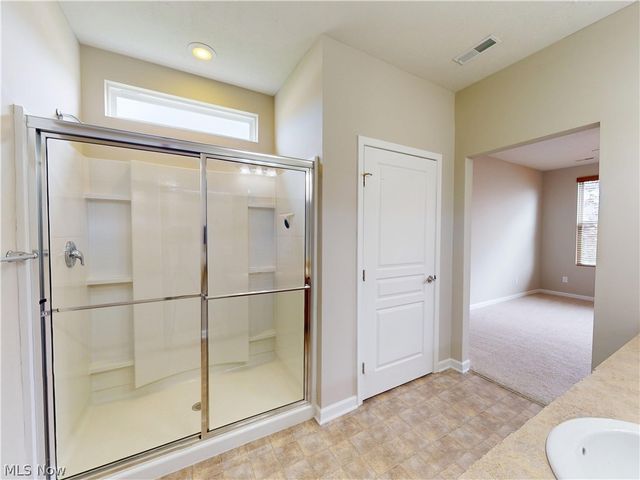 7986 Heatherglen Drive, Mentor, OH 44060