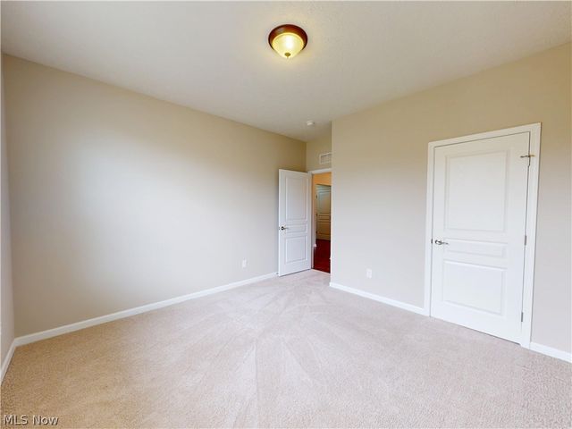 7986 Heatherglen Drive, Mentor, OH 44060