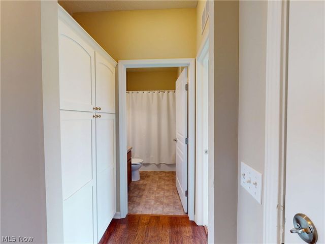 7986 Heatherglen Drive, Mentor, OH 44060