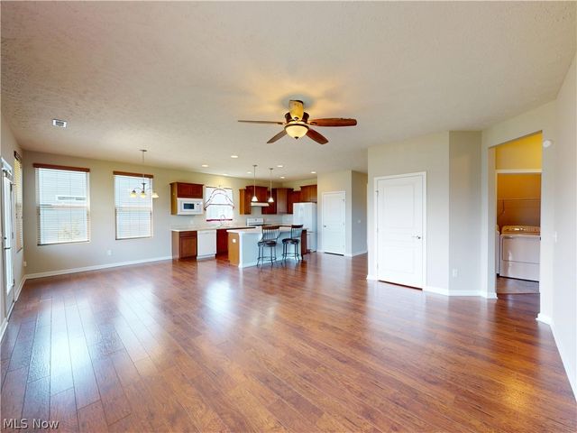 7986 Heatherglen Drive, Mentor, OH 44060