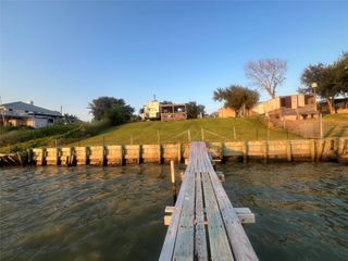 2646 Bay Oaks Harbor Drive, Baytown, TX 77523